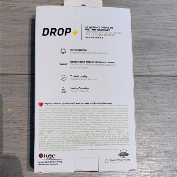 OtterBox Defender Series Case for iPhone 15 Pro Max - Blue - Picture 2 of 2